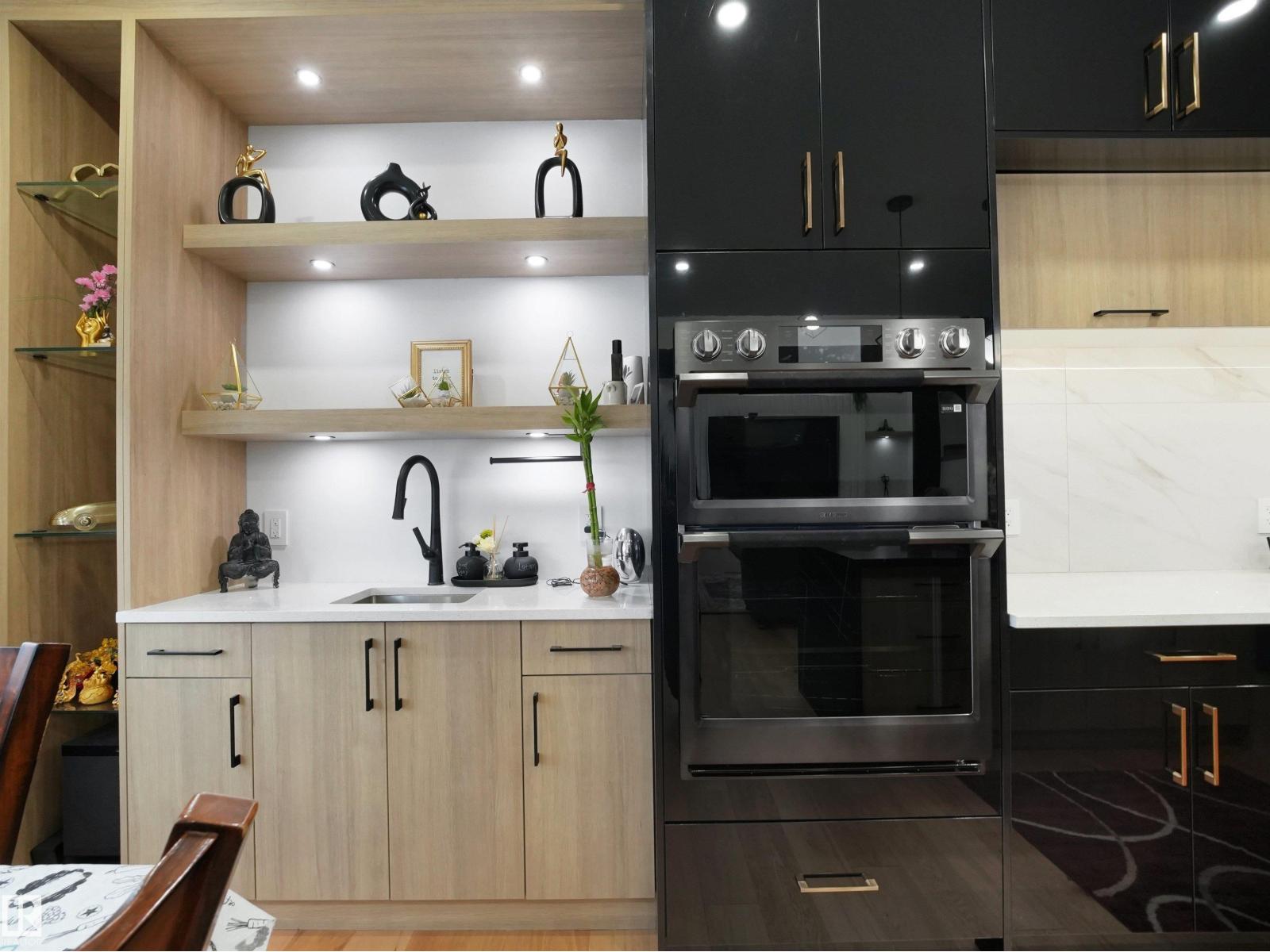 2928 1 Av Sw, Edmonton, Alberta  T6X 3E2 - Photo 24 - E4470182