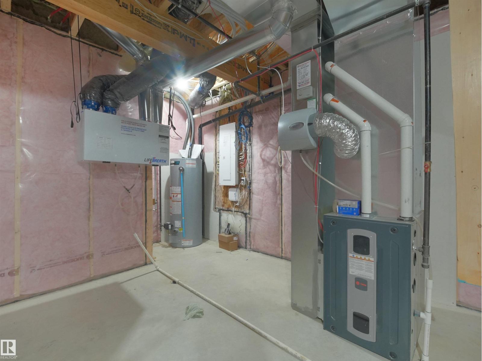 2928 1 Av Sw, Edmonton, Alberta  T6X 3E2 - Photo 56 - E4470182