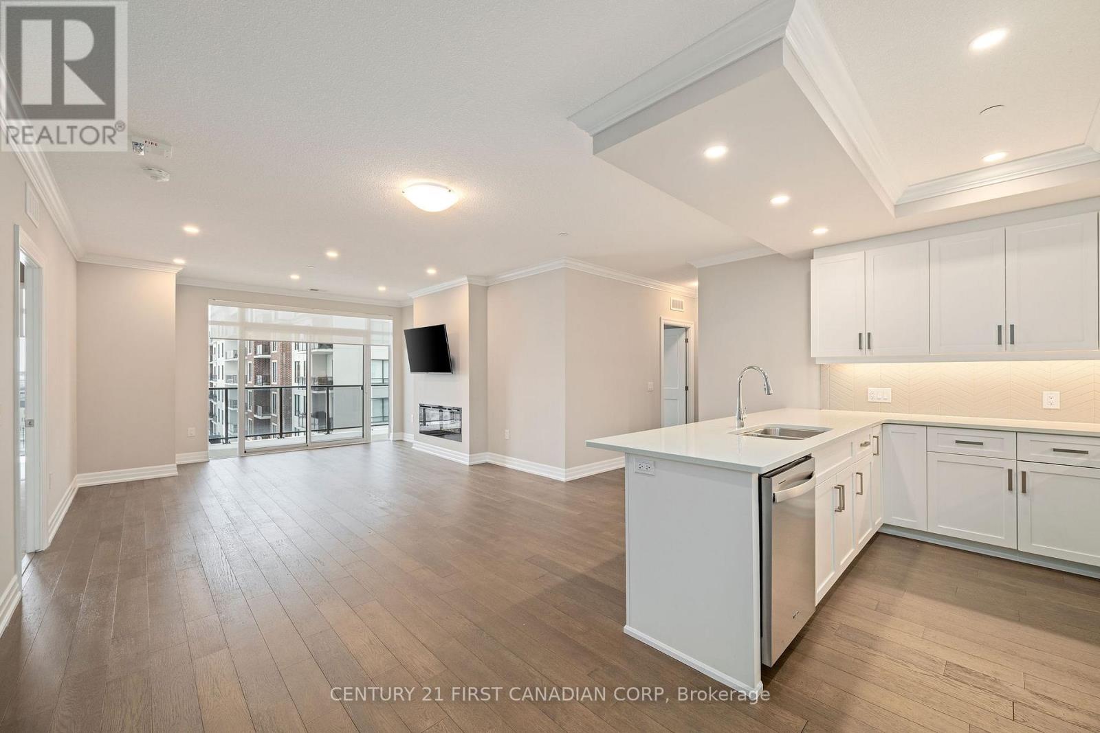 708 - 460 Callaway Road, London North, Ontario  N6G 0N8 - Photo 2 - X12700780