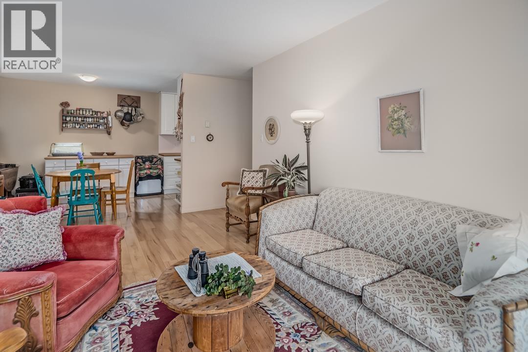 307 5340 Hastings Street, Burnaby, British Columbia  V5B 1R1 - Photo 12 - R3079915