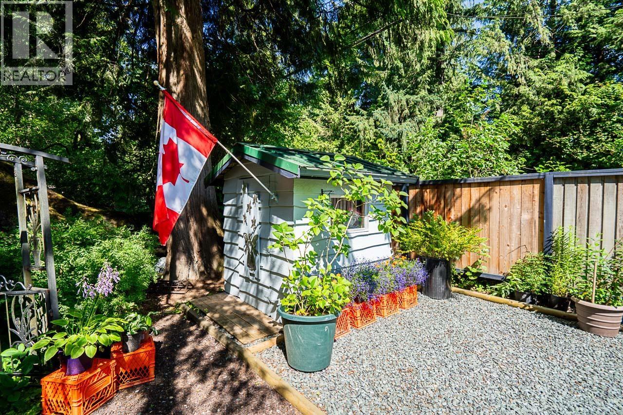 22592 132 Avenue, Maple Ridge, British Columbia  V4R 2R2 - Photo 5 - R3079893