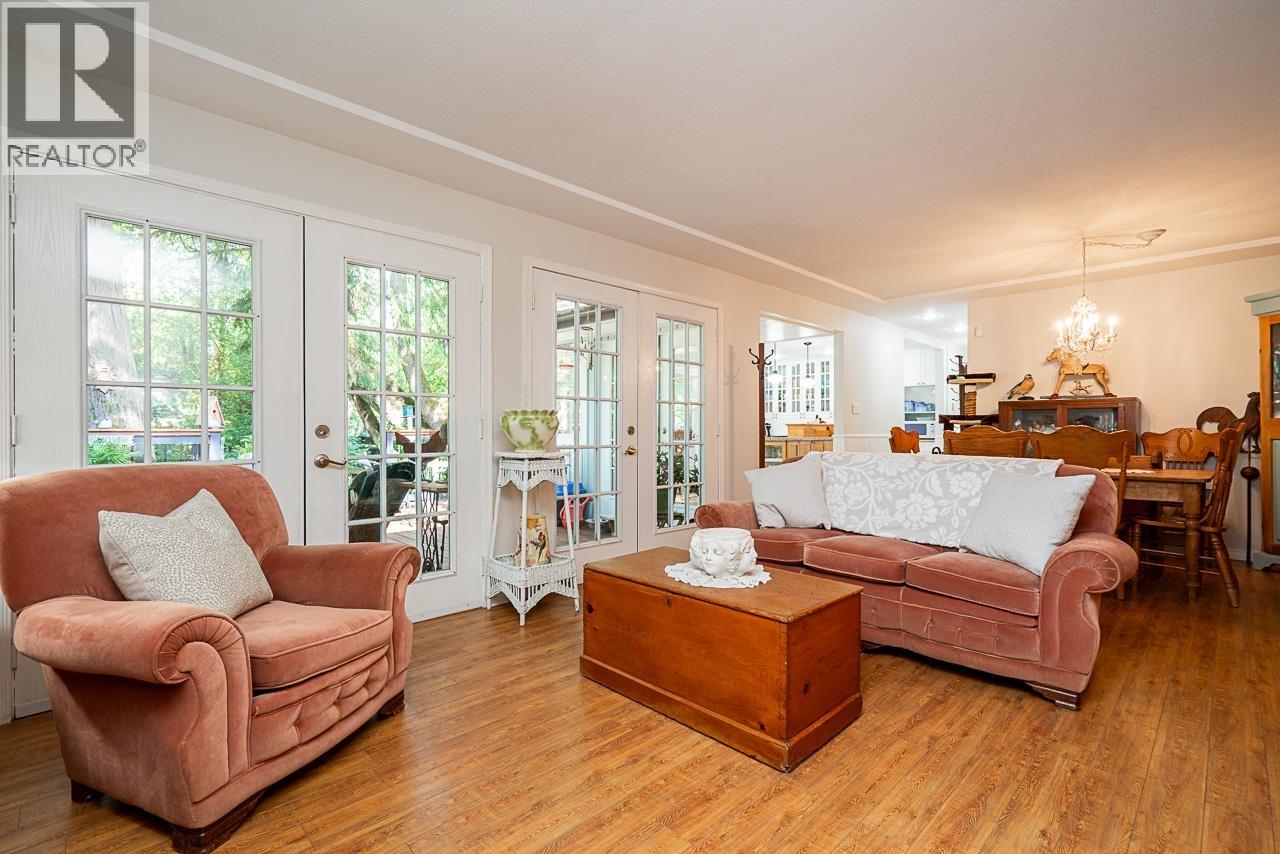 22592 132 Avenue, Maple Ridge, British Columbia  V4R 2R2 - Photo 10 - R3079893