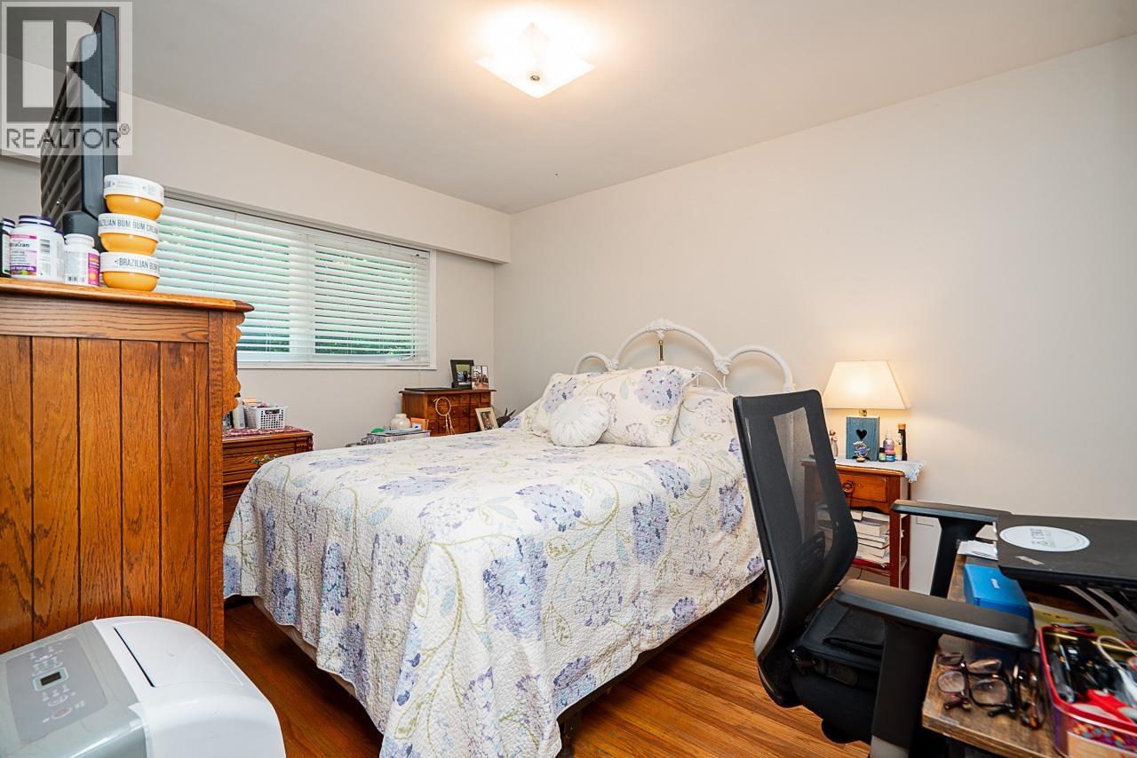 22592 132 Avenue, Maple Ridge, British Columbia  V4R 2R2 - Photo 18 - R3079893