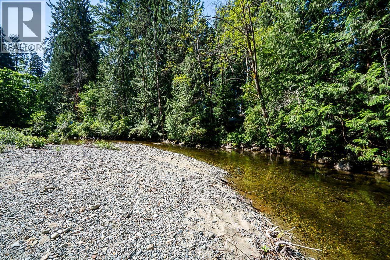 22592 132 Avenue, Maple Ridge, British Columbia  V4R 2R2 - Photo 38 - R3079893