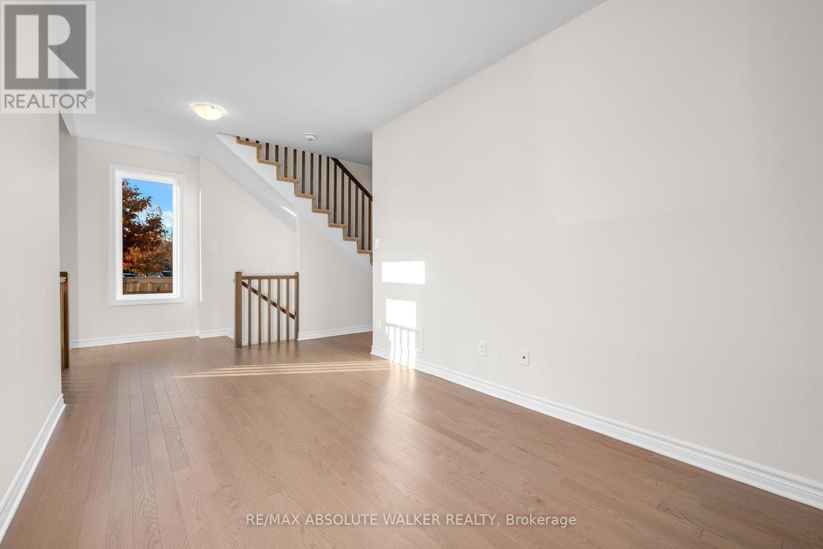 702 Du Rivage Street, Clarence-Rockland, Ontario  K4K 0K1 - Photo 4 - X12700868