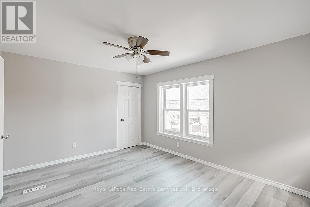 Upper - 33 Rose Avenue, Brantford, Ontario  N3S 2M3 - Photo 16 - X12700794