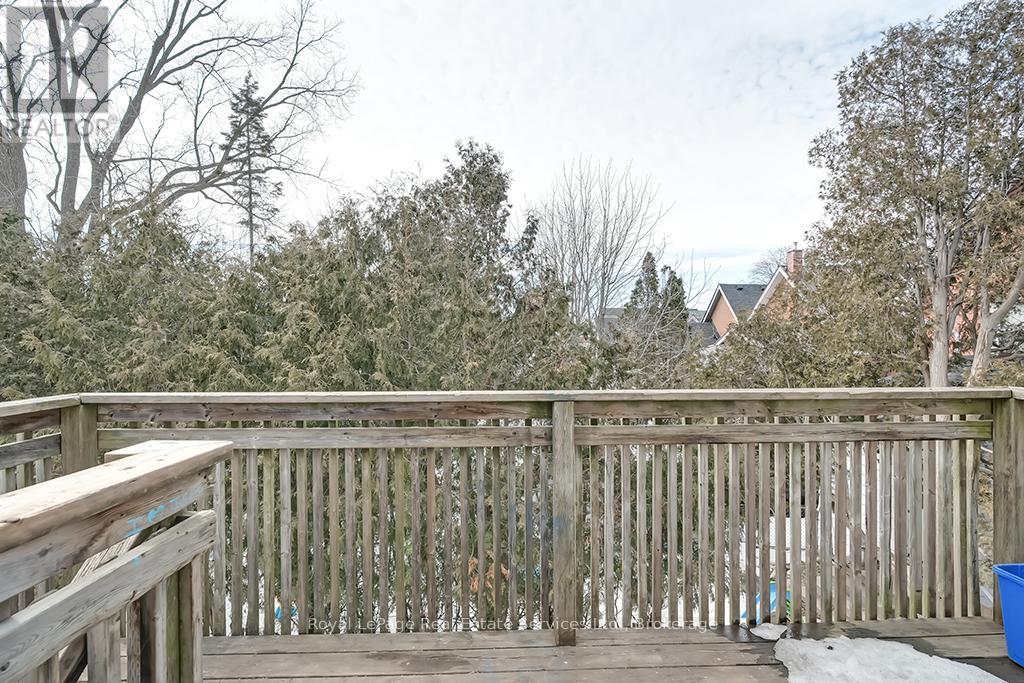 Upper - 33 Rose Avenue, Brantford, Ontario  N3S 2M3 - Photo 21 - X12700794