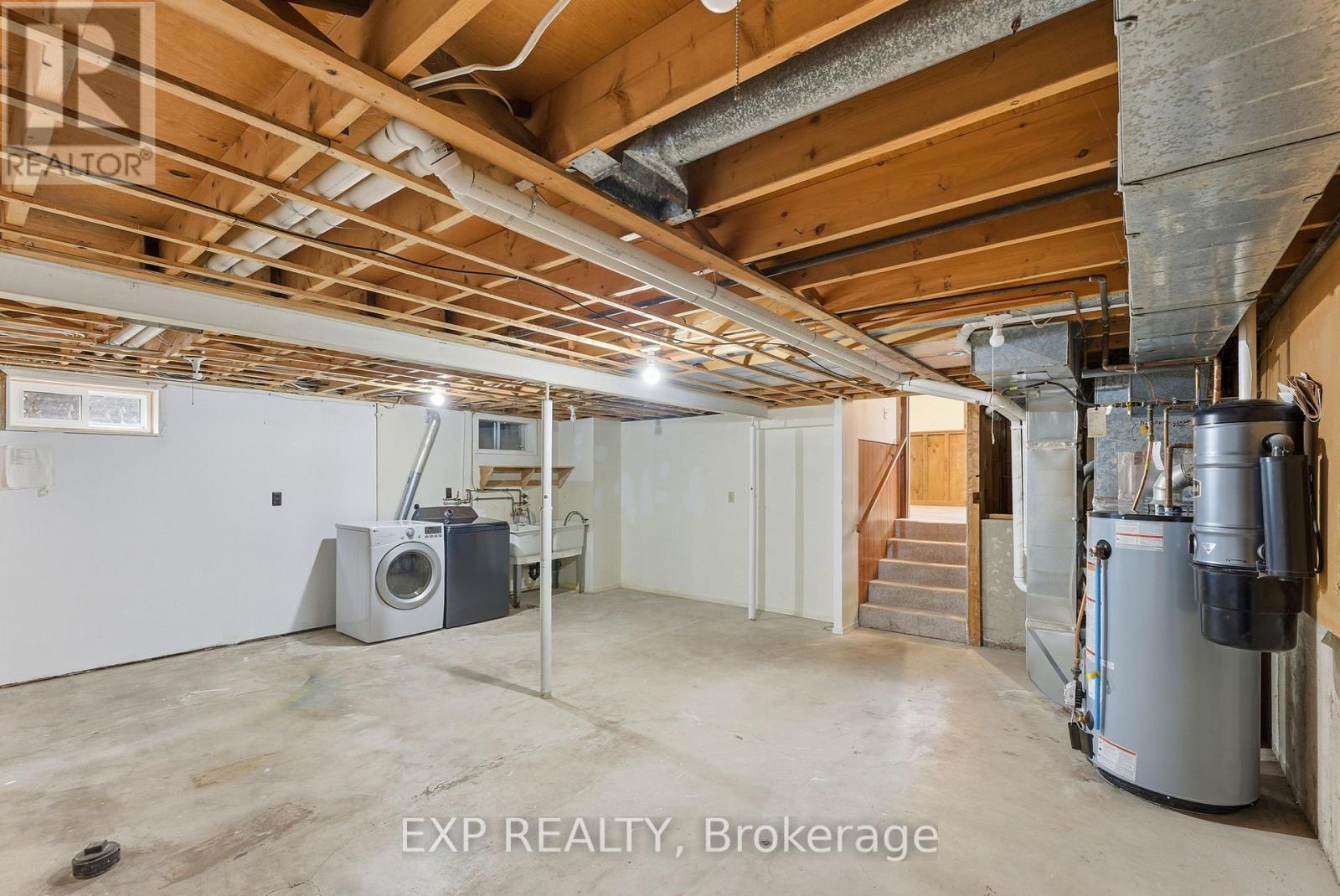 6049 Tampa Court, Niagara Falls (Church's Lane), Ontario  L2J 3Z9 - Photo 19 - X12700822