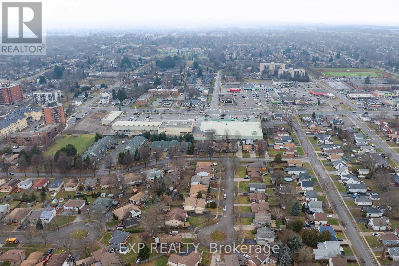 6049 Tampa Court, Niagara Falls (Church's Lane), Ontario  L2J 3Z9 - Photo 27 - X12700822