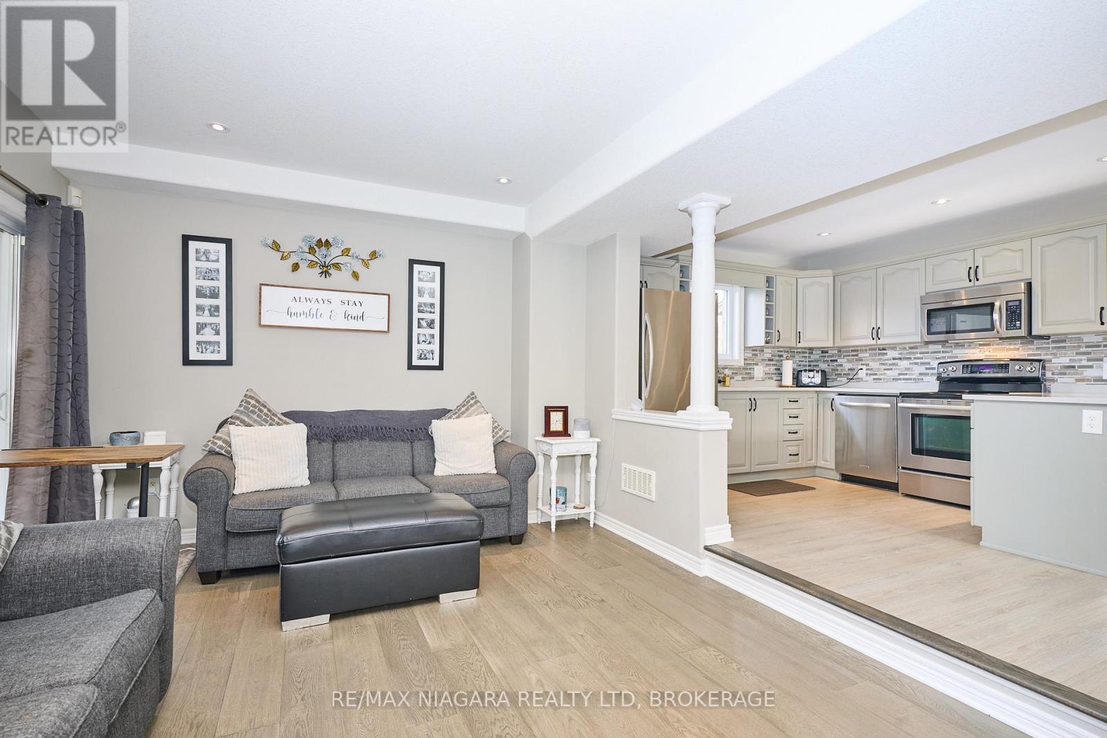 8725 Kelsey Crescent, Niagara Falls (Forestview), Ontario  L2H 0E5 - Photo 15 - X12700874