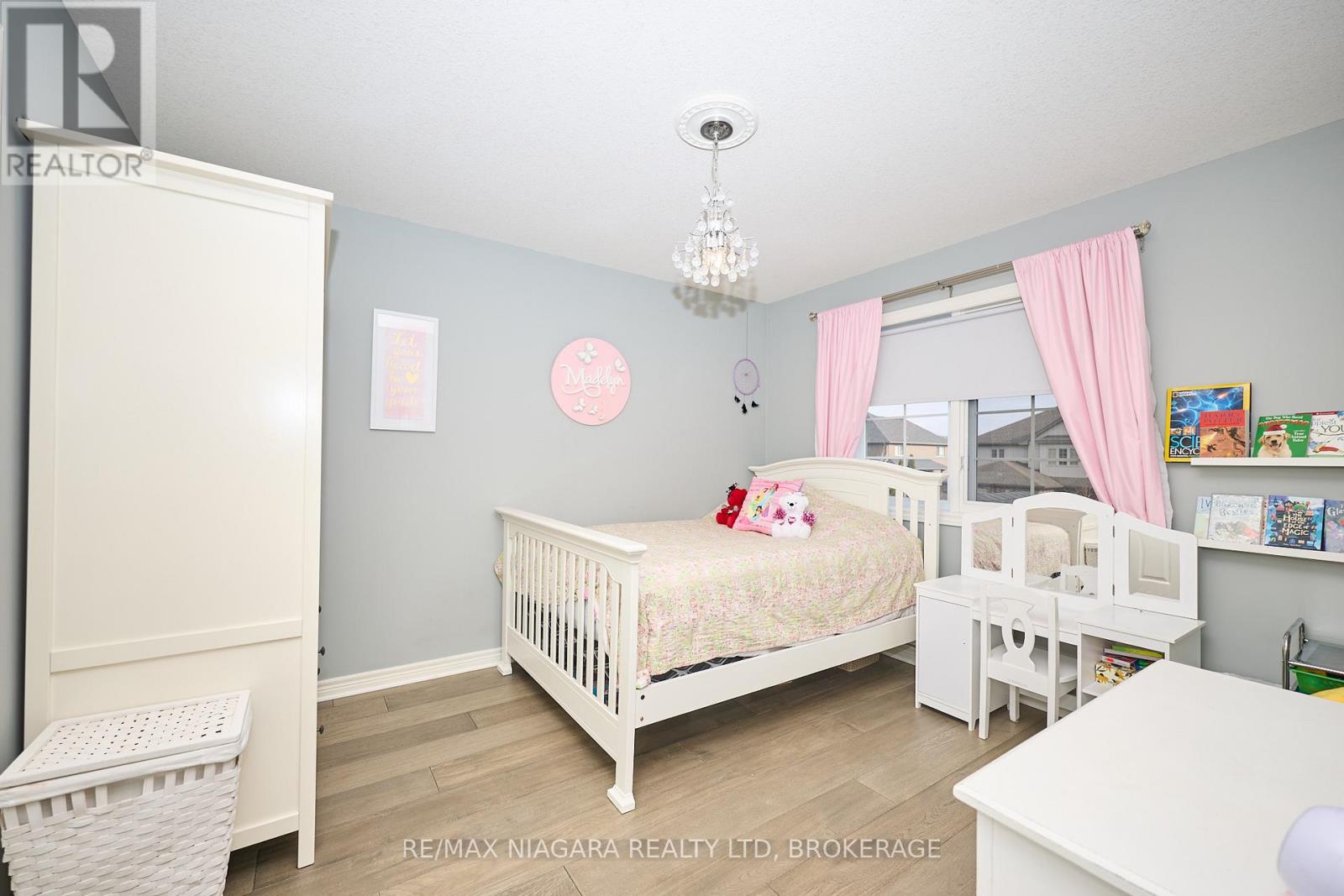 8725 Kelsey Crescent, Niagara Falls (Forestview), Ontario  L2H 0E5 - Photo 18 - X12700874