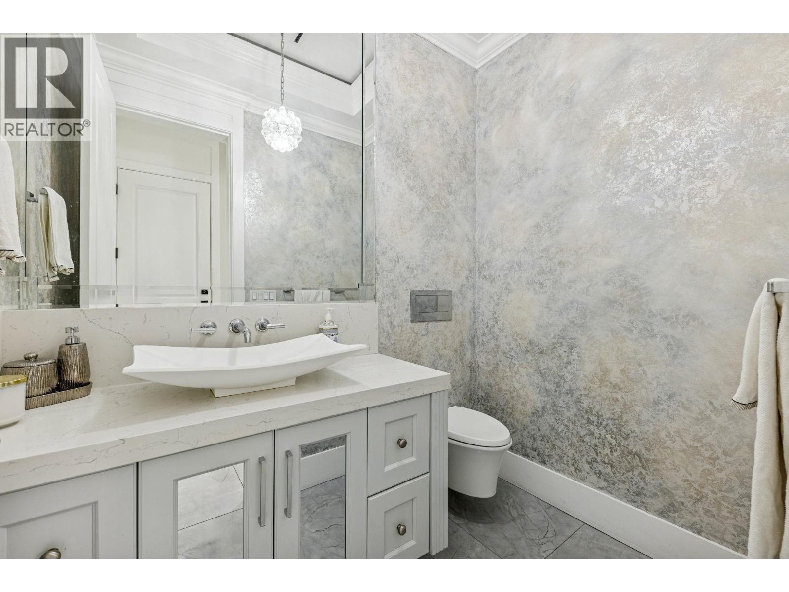 8580 Camden Crescent, Richmond, British Columbia  V7C 3G4 - Photo 10 - R3079955