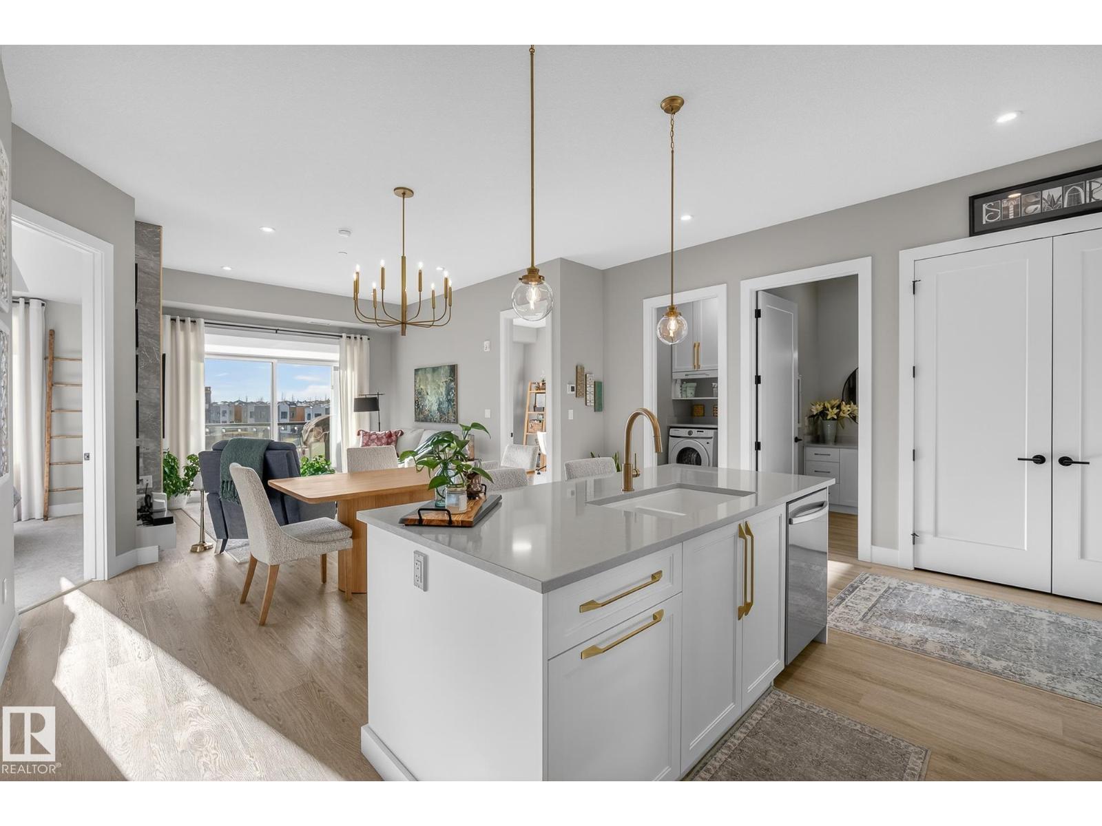 #401 7471 May Cm Nw, Edmonton, Alberta  T6R 0X5 - Photo 7 - E4470177