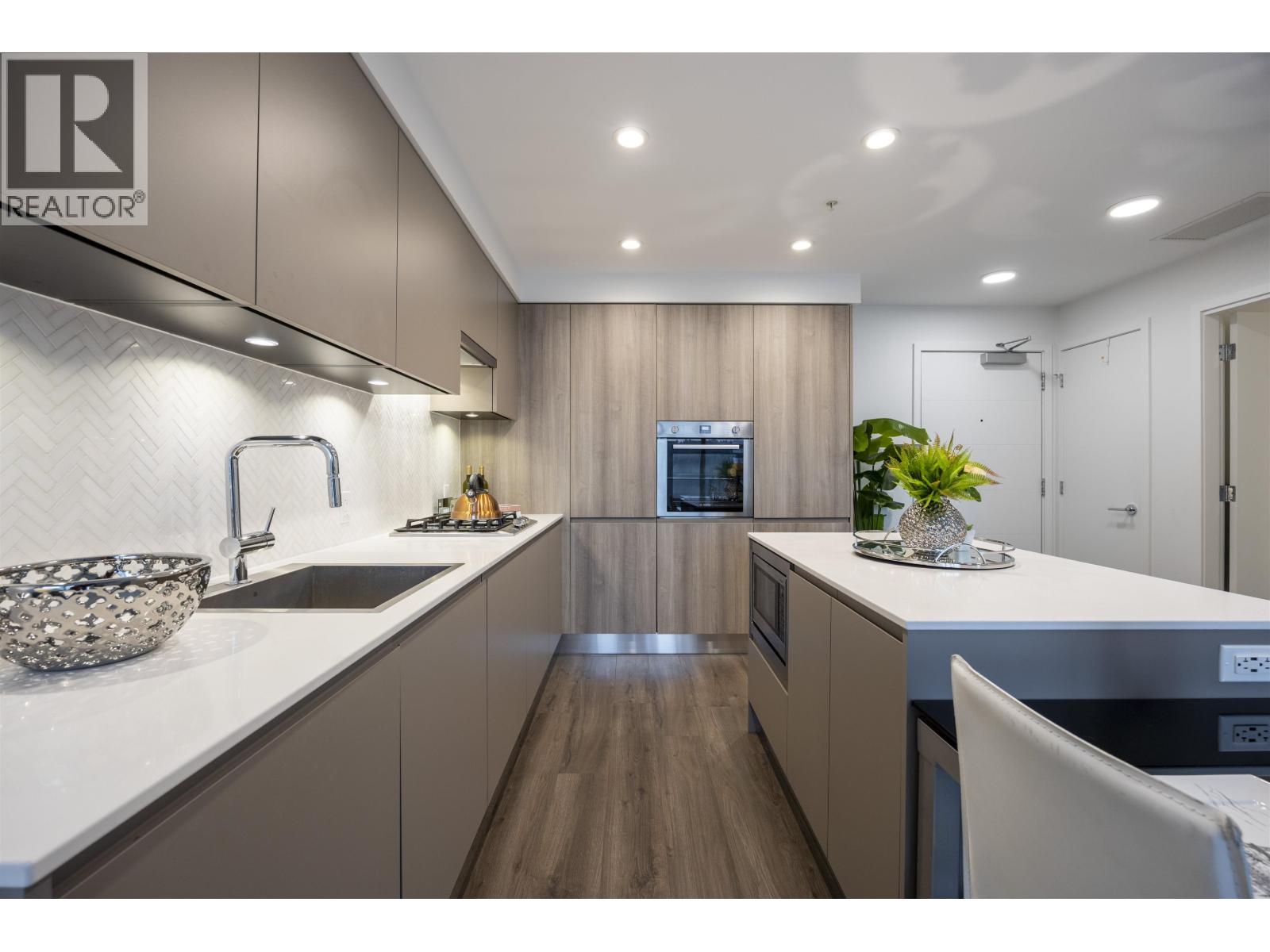 1303 3809 Evergreen Place, Burnaby, British Columbia  V3J 0M1 - Photo 4 - R3078785