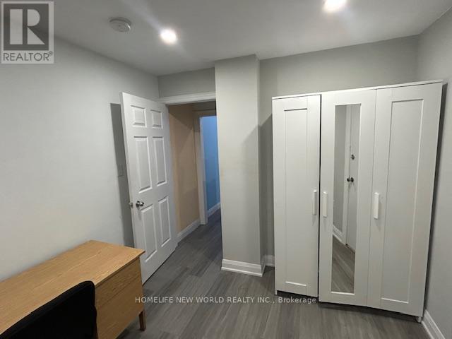 Main Fl, Rm 2 - 14 Glasgow Street, Toronto, Ontario  M5T 2B9 - Photo 3 - C12700778