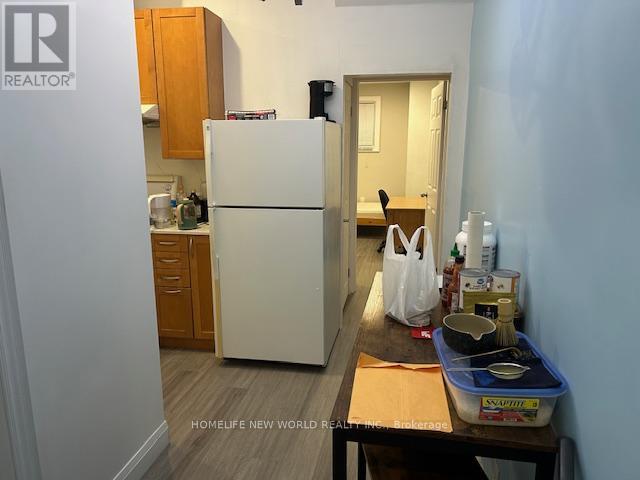 Main Fl, Rm 2 - 14 Glasgow Street, Toronto, Ontario  M5T 2B9 - Photo 5 - C12700778