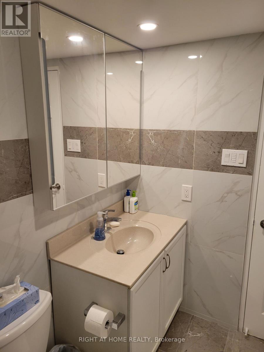 607 - 45 Carlton Street, Toronto, Ontario  M5B 2H9 - Photo 13 - C12700816