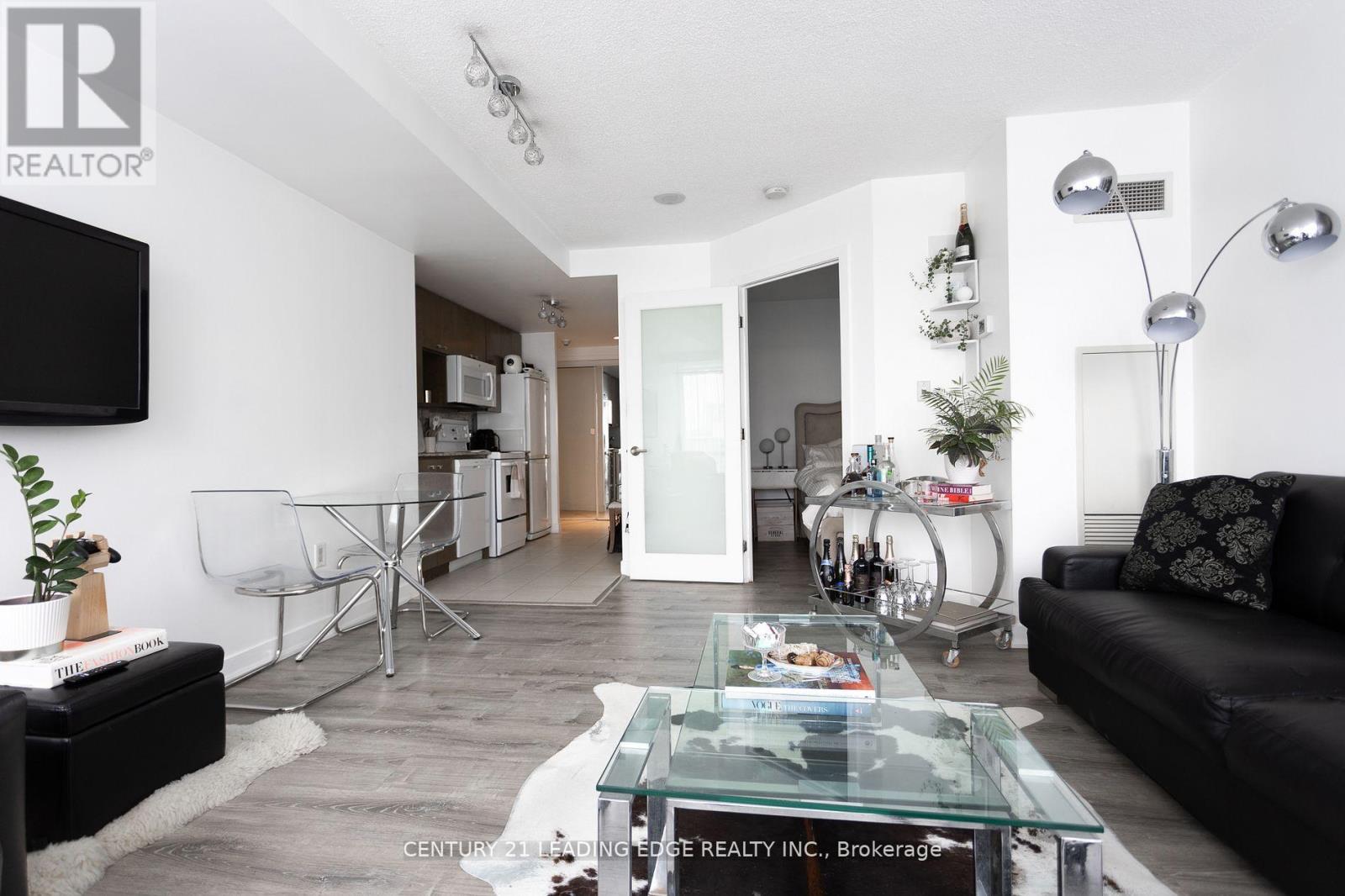 4105 - 11 Brunel Court, Toronto, Ontario  M5V 3Y3 - Photo 2 - C12700888