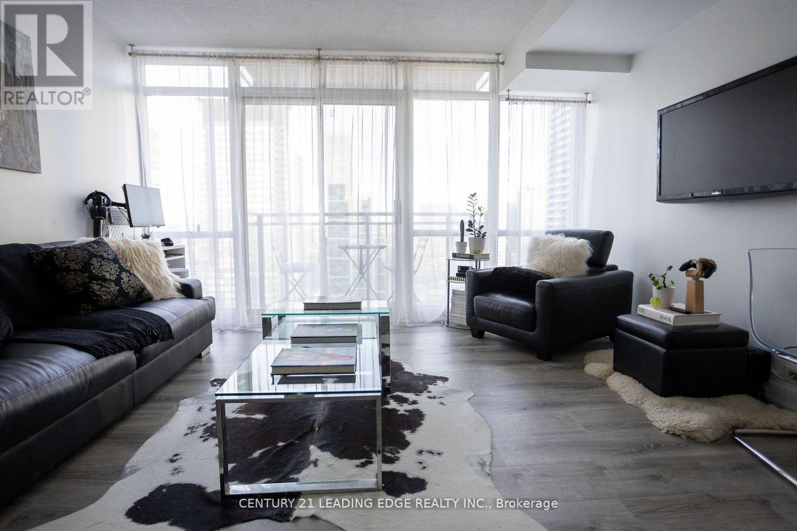 4105 - 11 Brunel Court, Toronto, Ontario  M5V 3Y3 - Photo 3 - C12700888