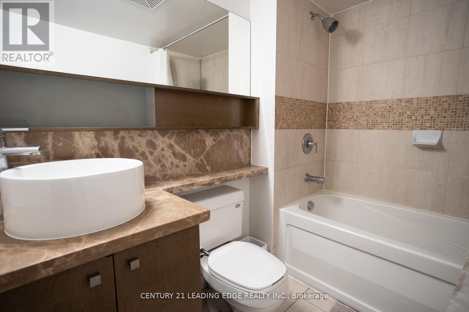 4105 - 11 Brunel Court, Toronto, Ontario  M5V 3Y3 - Photo 8 - C12700888