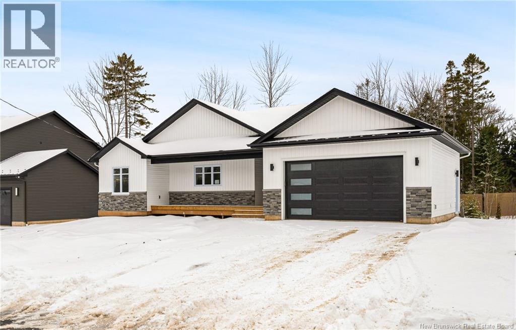 118 Adrienne Court, Dieppe, New Brunswick  E1A 6W6 - Photo 2 - NB123570