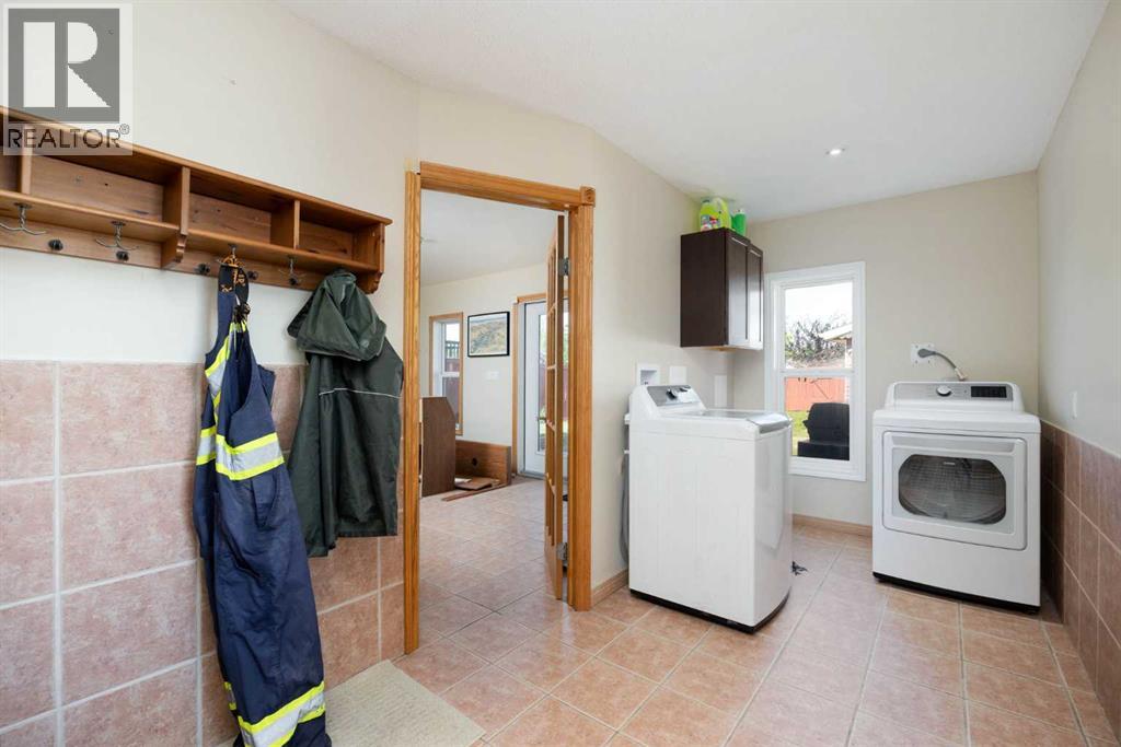 313 Hillcrest Drive, Fort Mcmurray, Alberta  T9H 3V1 - Photo 27 - A2245761