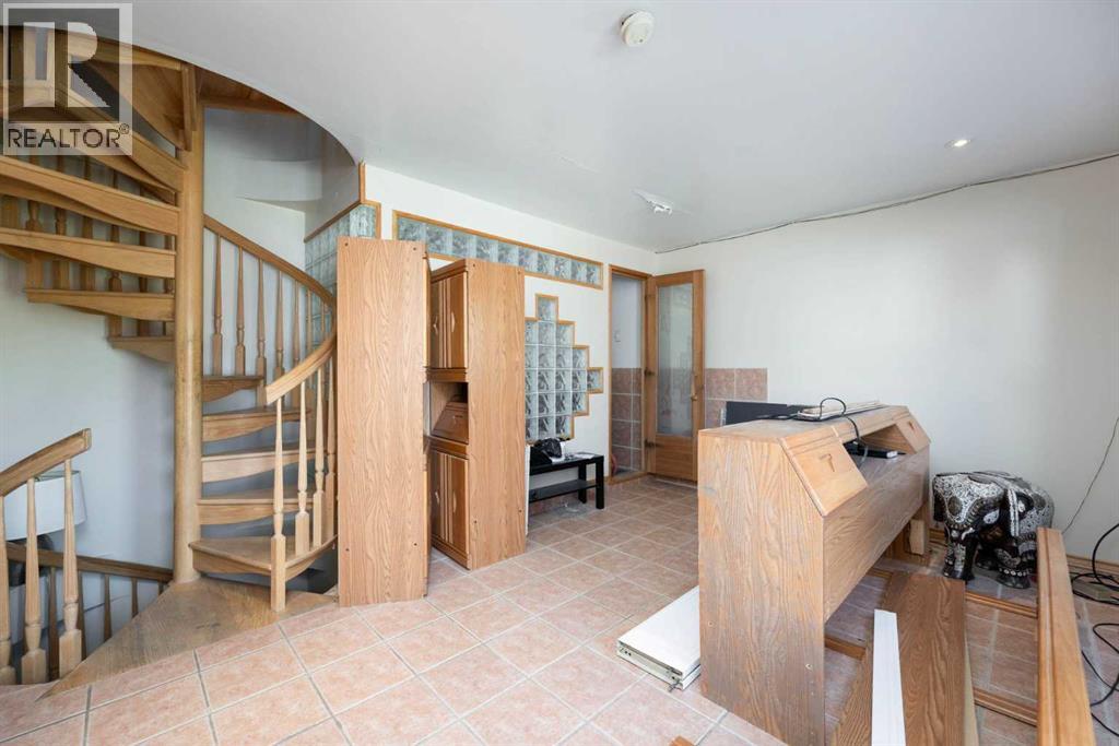 313 Hillcrest Drive, Fort Mcmurray, Alberta  T9H 3V1 - Photo 28 - A2245761