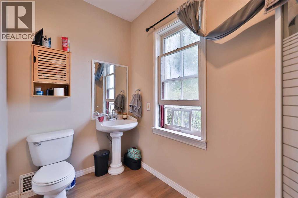 301 Noble Street, Barons, Alberta  T0L 0G0 - Photo 17 - A2275285