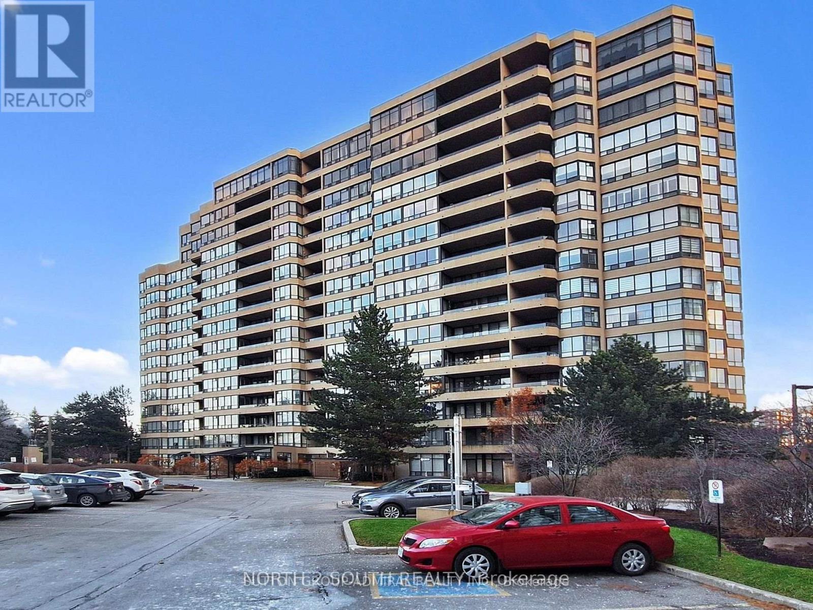 Ph27 - 32 Clarissa Drive, Richmond Hill, Ontario  L4C 9R7 - Photo 43 - N12700834