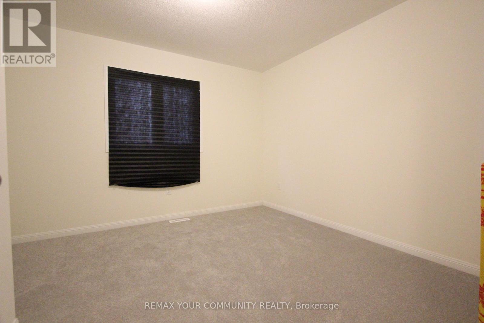 12 Cliff Thompson Court, Georgina, Ontario  L0E 1R0 - Photo 20 - N12700882