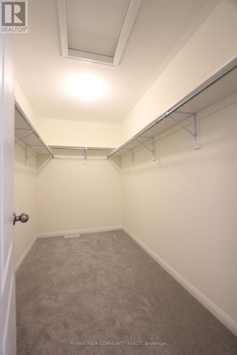 12 Cliff Thompson Court, Georgina, Ontario  L0E 1R0 - Photo 21 - N12700882