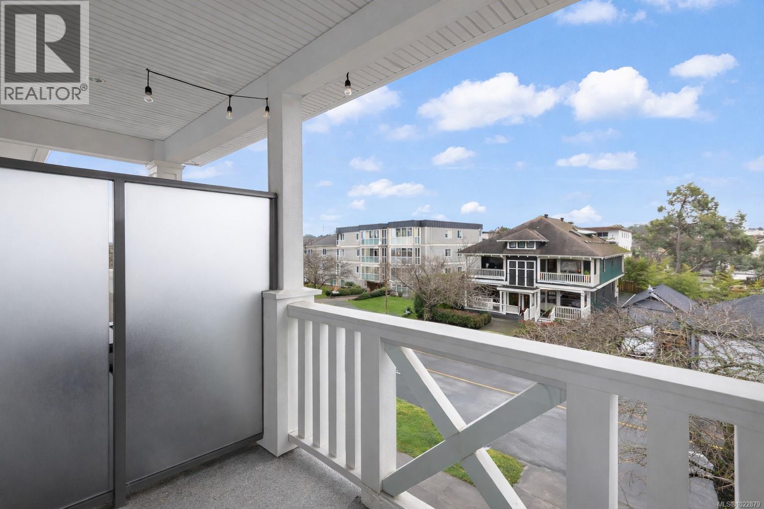 5 1016 Southgate St, Victoria, British Columbia  V8V 2Z2 - Photo 5 - 1022879