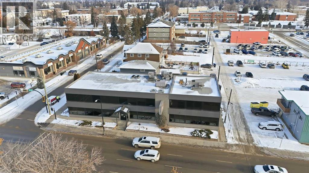 5233 49 Avenue, Red Deer, Alberta  T4N 5G5 - Photo 2 - A2278984