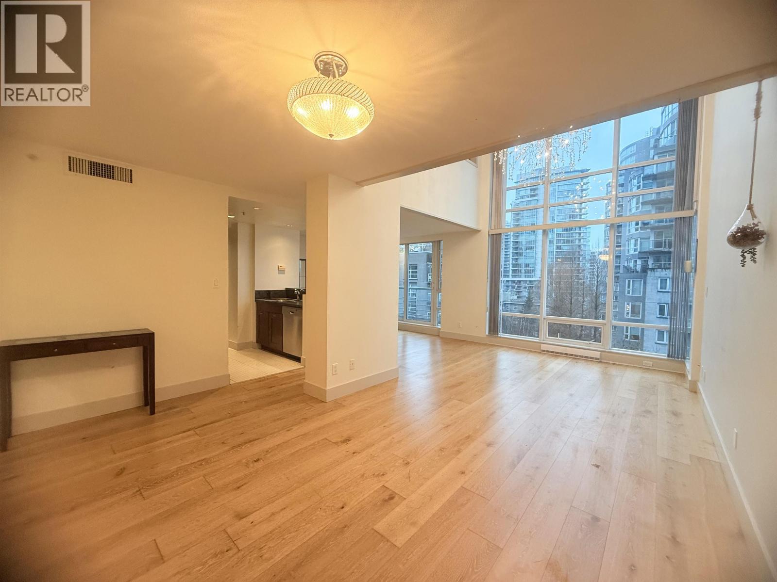 607 590 Nicola Street, Vancouver, British Columbia  V6G 3J8 - Photo 4 - R3074724