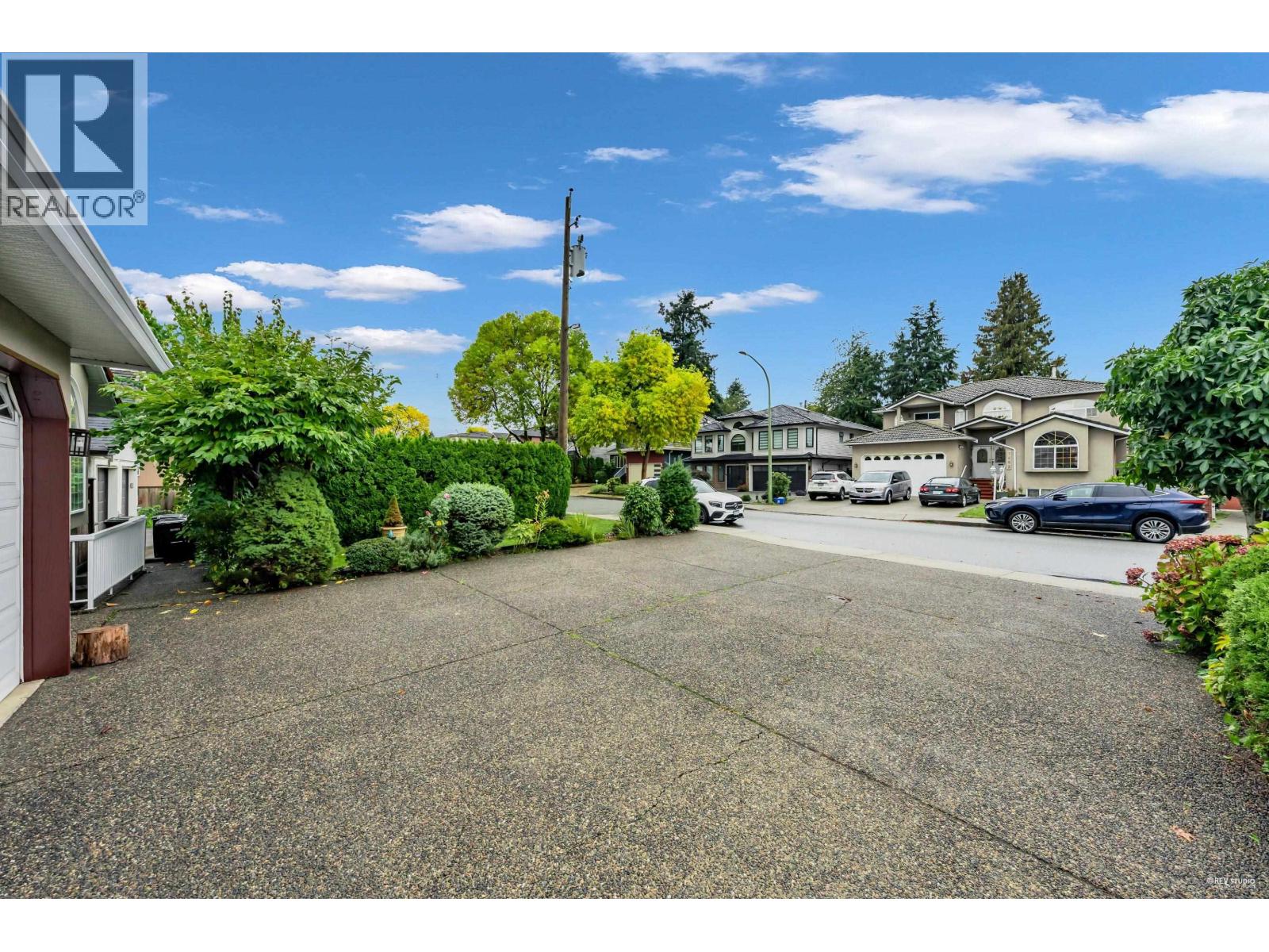 7866 14th Avenue, Burnaby, British Columbia  V3N 2B2 - Photo 2 - R3079957