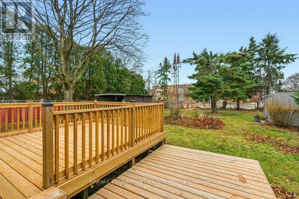 590 Cumberland Avenue, Burlington, Ontario  L7N 2X2 - Photo 45 - W12700820