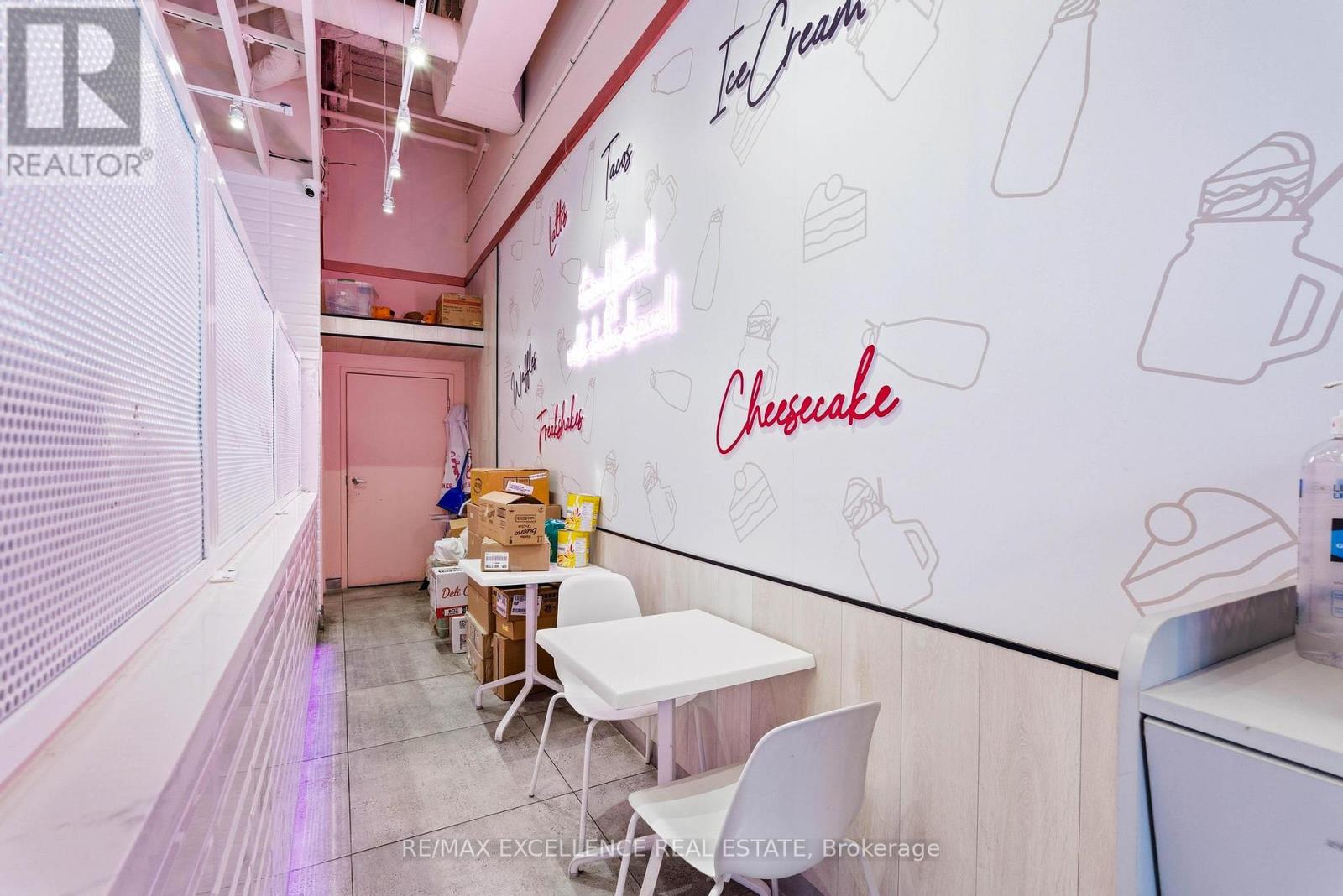 Unit 1 - 61 James Snow Parkway N, Milton, Ontario  L9T 0R3 - Photo 17 - W12700840