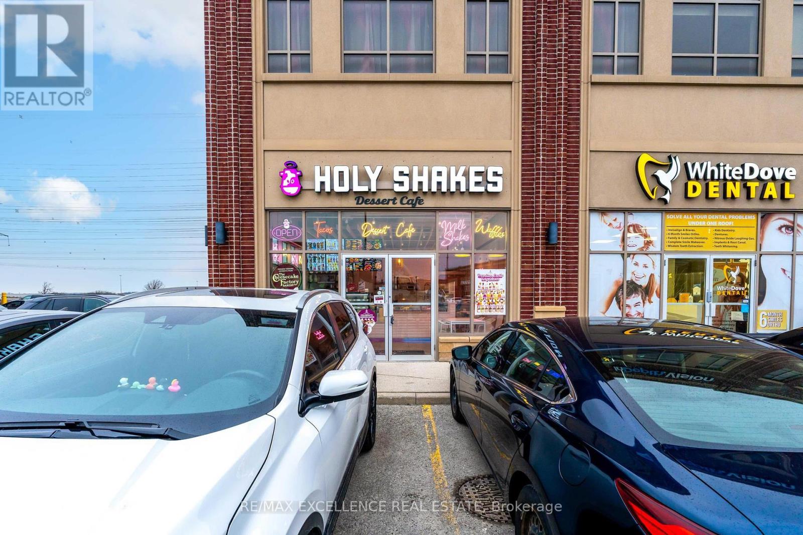 Unit 1 - 61 James Snow Parkway N, Milton, Ontario  L9T 0R3 - Photo 3 - W12700840