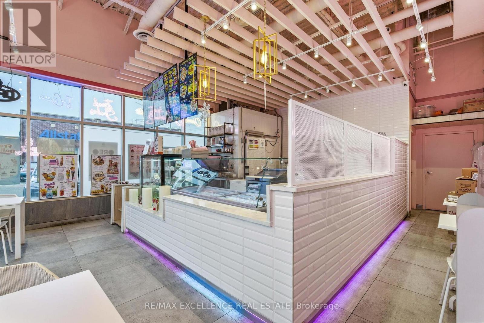 Unit 1 - 61 James Snow Parkway N, Milton, Ontario  L9T 0R3 - Photo 7 - W12700840