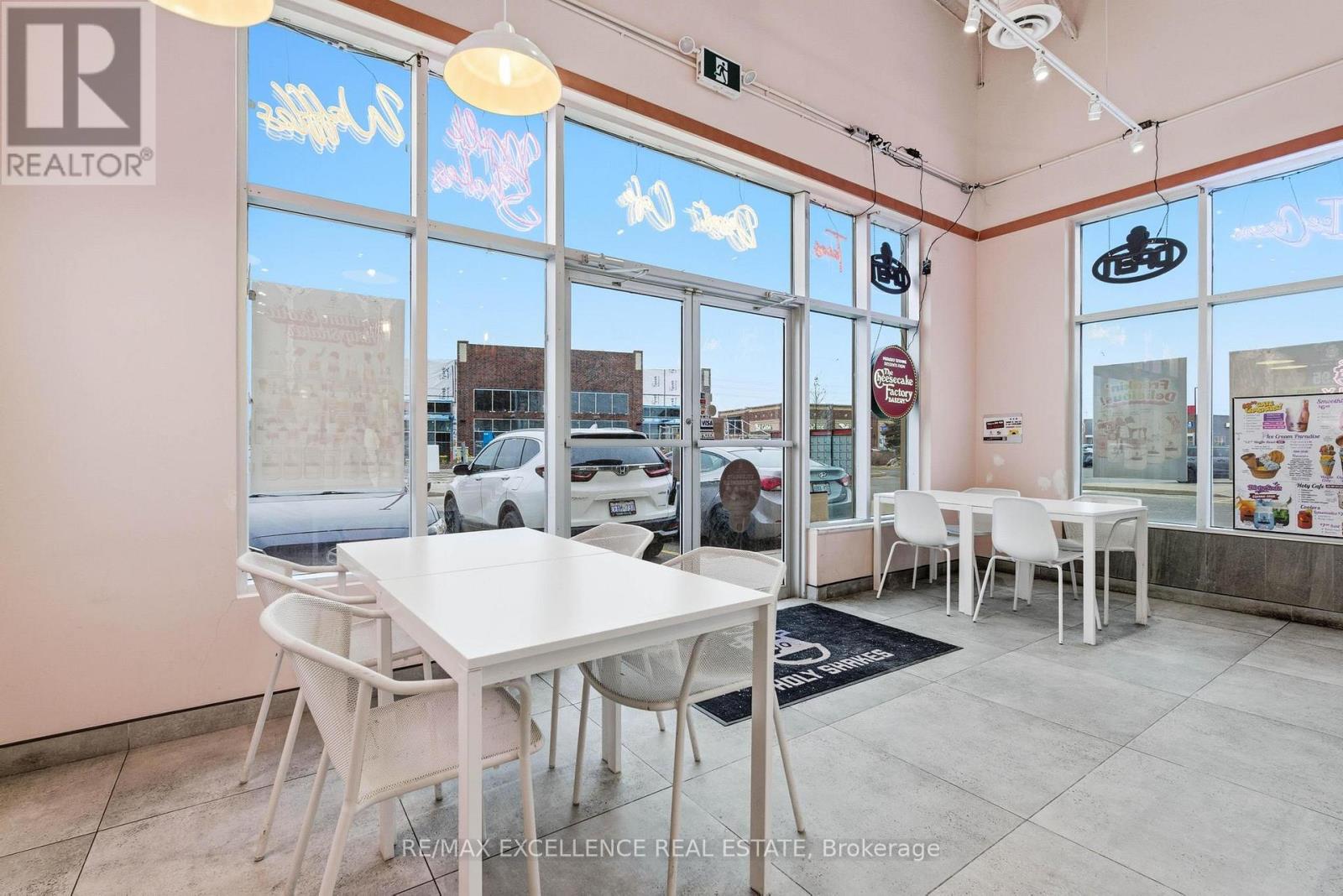 Unit 1 - 61 James Snow Parkway N, Milton, Ontario  L9T 0R3 - Photo 8 - W12700840