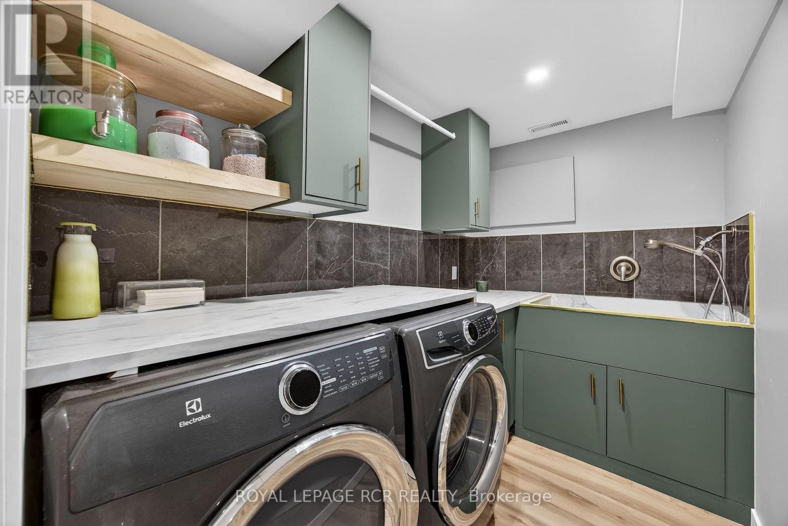 60 Manor Crescent, Orangeville, Ontario  L9W 3P7 - Photo 36 - W12700852