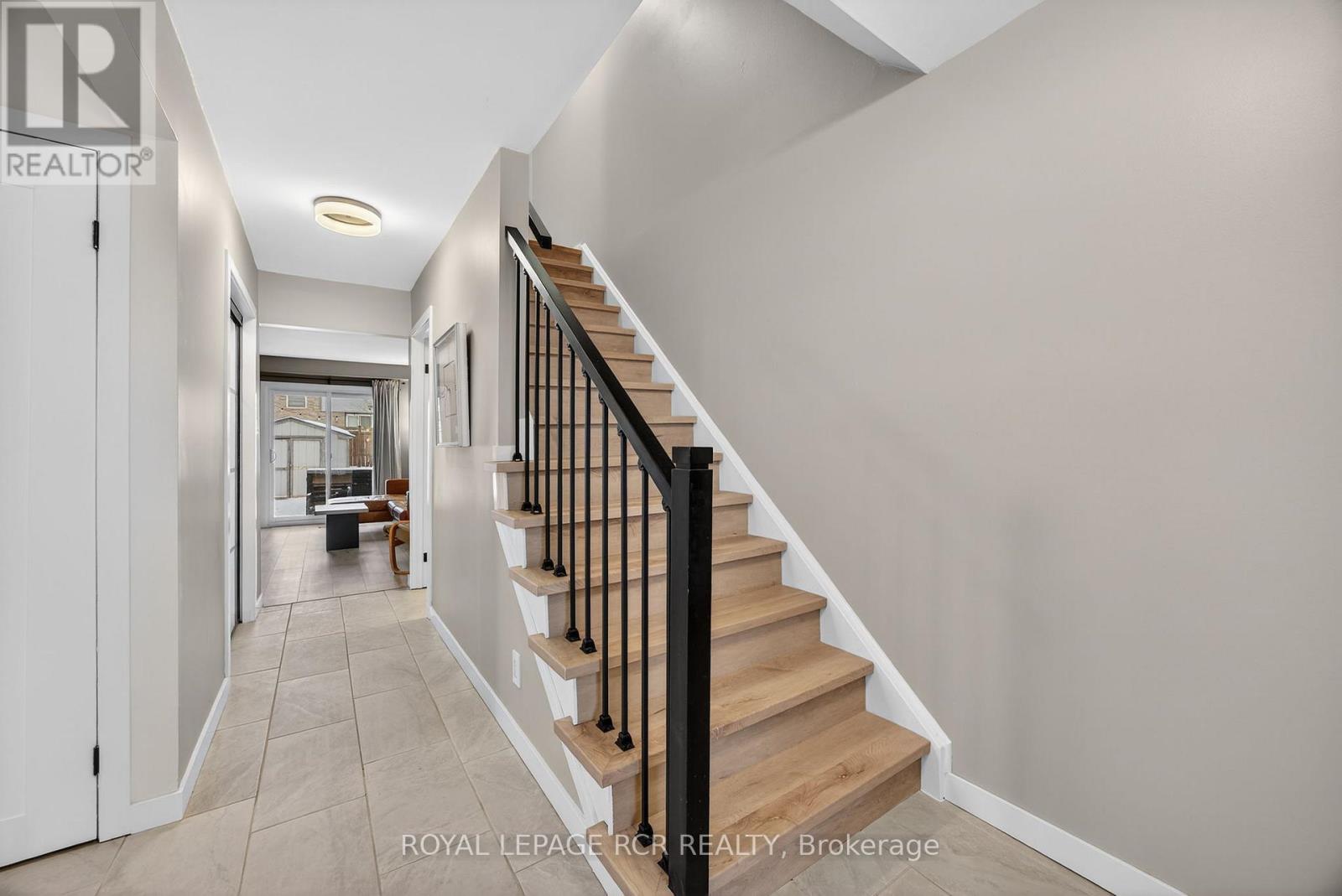 60 Manor Crescent, Orangeville, Ontario  L9W 3P7 - Photo 6 - W12700852