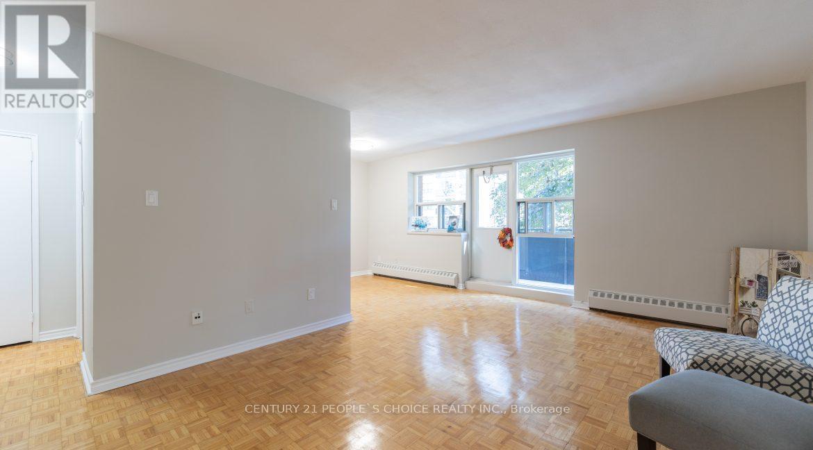 307 - 52 Park Street E, Mississauga, Ontario  L5G 1M1 - Photo 2 - W12700864