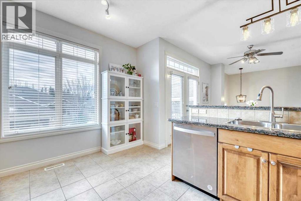 64 Discovery Woods Villas Sw, Calgary, Alberta  T3N 5A6 - Photo 12 - A2279232