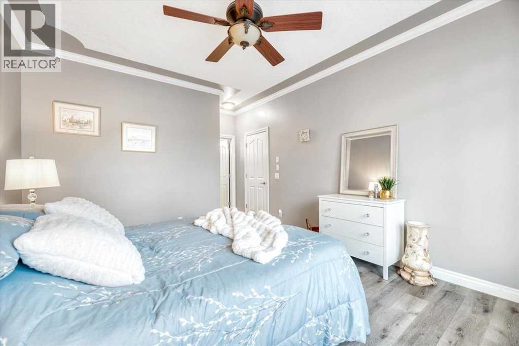 64 Discovery Woods Villas Sw, Calgary, Alberta  T3N 5A6 - Photo 24 - A2279232