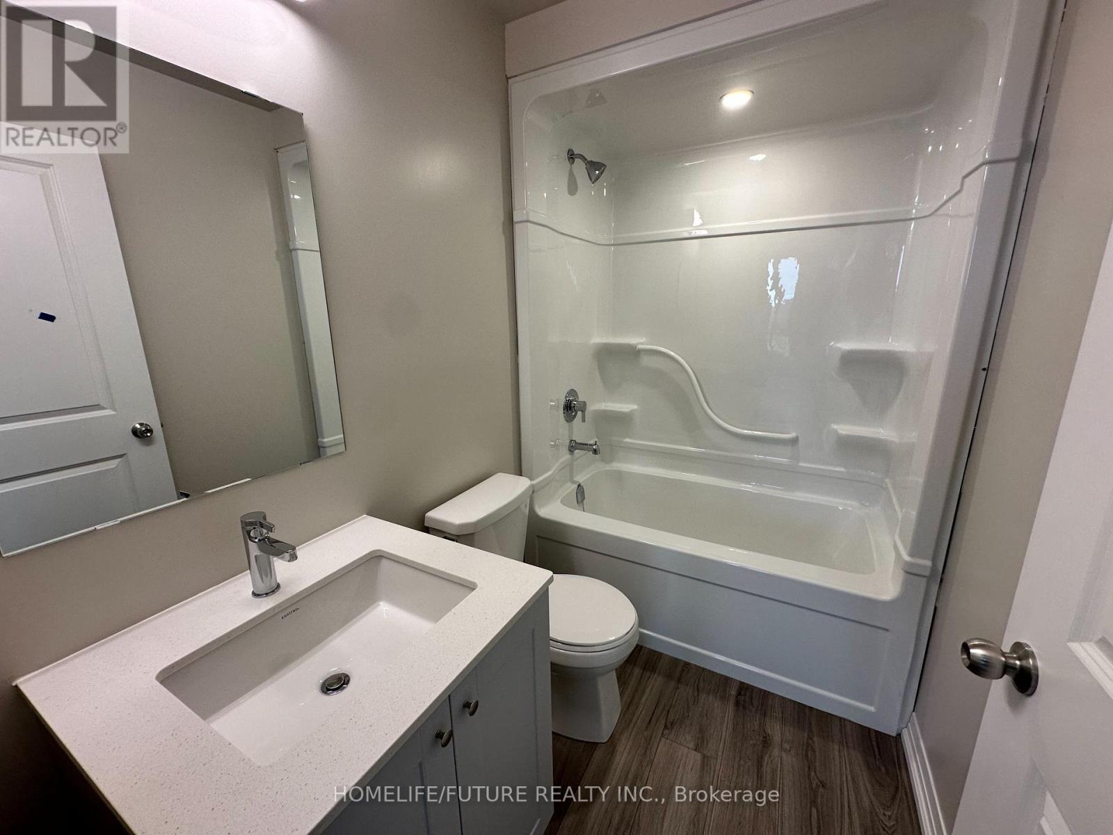 Up34 - 50 Herrick Avenue, St. Catharines, Ontario  L2P 0G3 - Photo 30 - X12700768