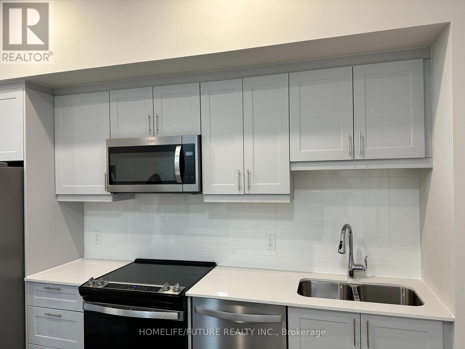 Up34 - 50 Herrick Avenue, St. Catharines, Ontario  L2P 0G3 - Photo 6 - X12700768