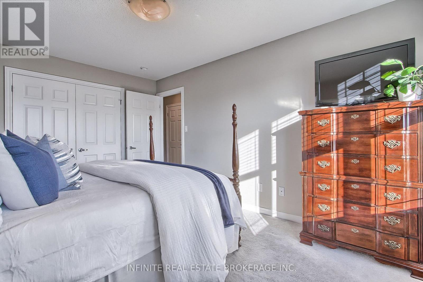 11 - 380 Lake Street, Grimsby, Ontario  L3M 0E8 - Photo 33 - X12700788