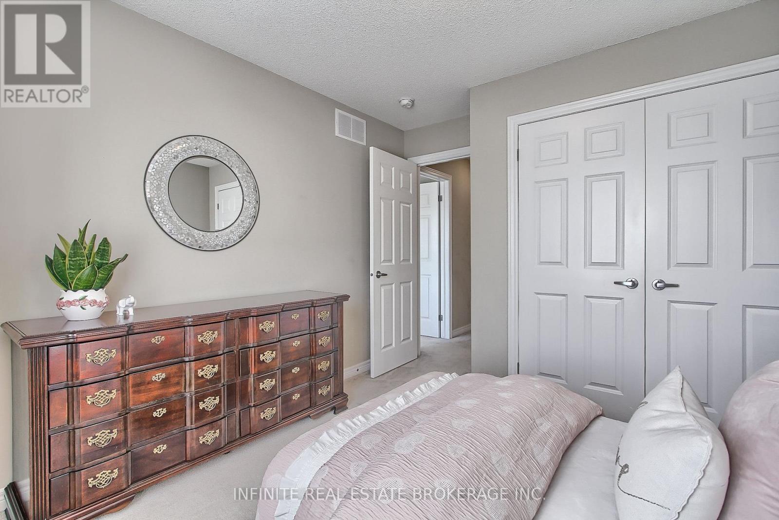 11 - 380 Lake Street, Grimsby, Ontario  L3M 0E8 - Photo 35 - X12700788