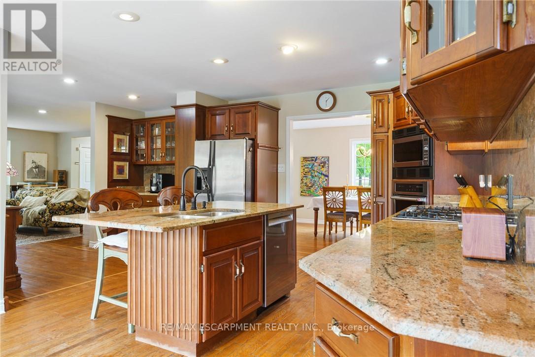 1166 Westbrook Road, Hamilton, Ontario  L0R 2A6 - Photo 12 - X12700792